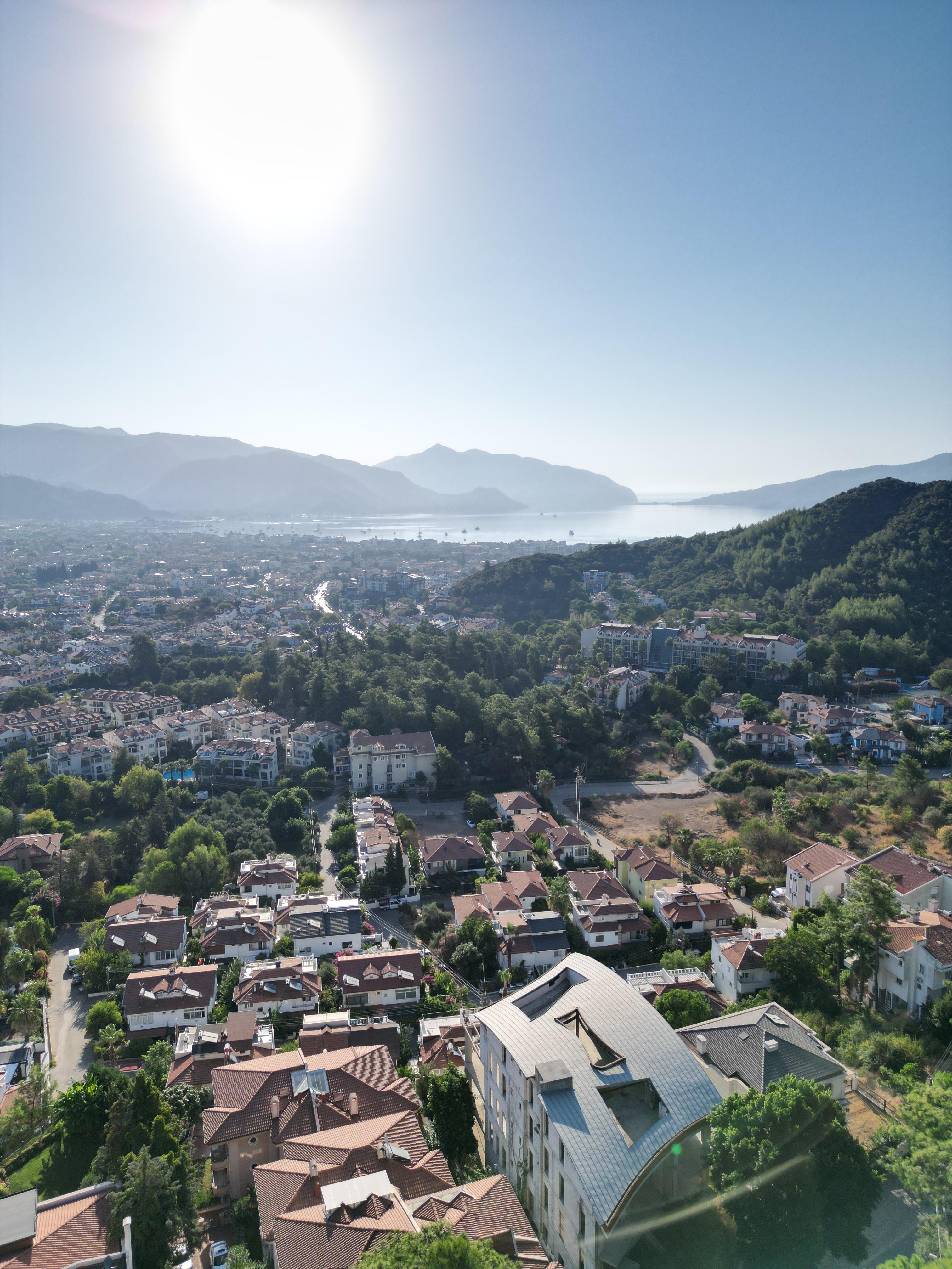 MABELDEN MARMARİS ARMUTALANDA SATILIK KOMPLE BİNA